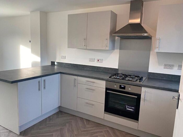 3 Bedroom Semi-Detached House To Rent In Monarch Avenue, PR5