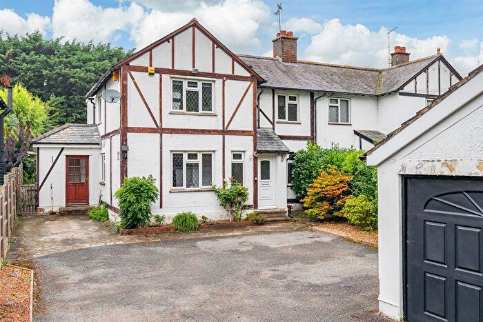 4 Bedroom Property For Sale In Thele Avenue, Stanstead Abbotts, Ware, SG12