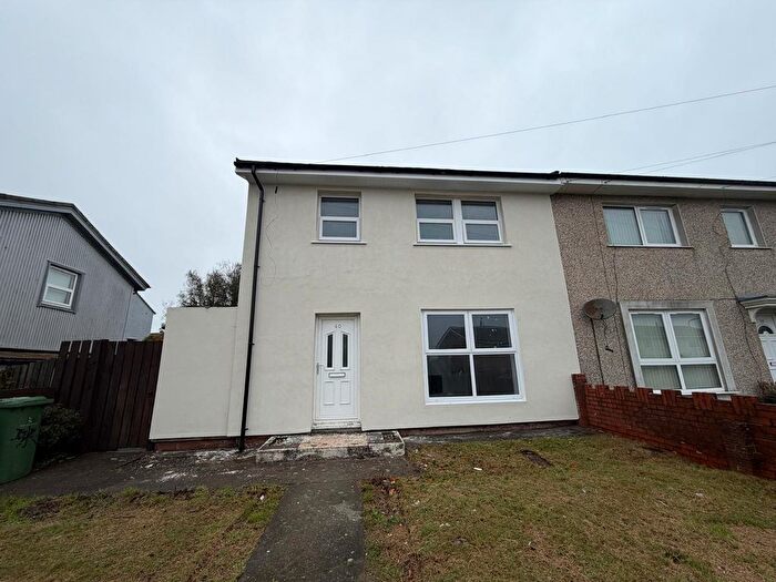 3 Bedroom Semi-detached House For Sale In Pearl Road, Salterbeck, Workington, CA14