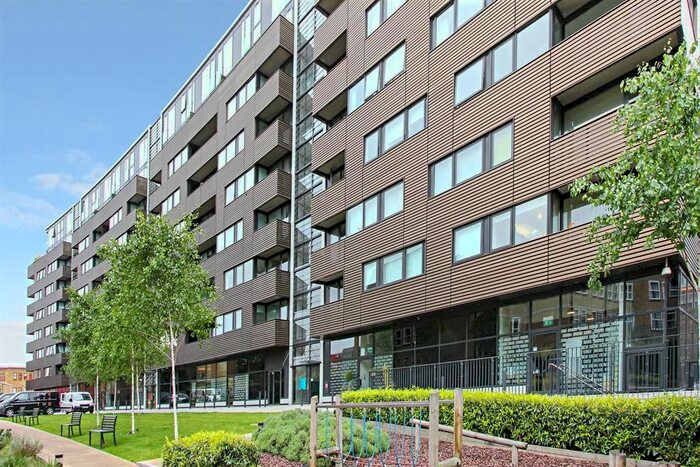 2 Bedroom Flat To Rent In Amelia Street, London, SE17