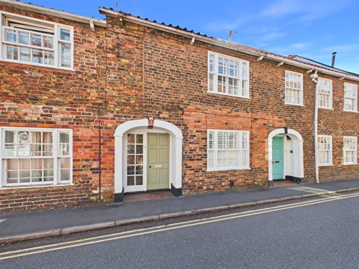 2 Bedroom Terraced House For Sale In James Street, Louth, LN11