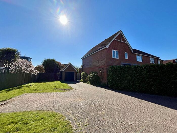 3 Bedroom Land For Sale In Bramley Way, Kings Hill, ME19