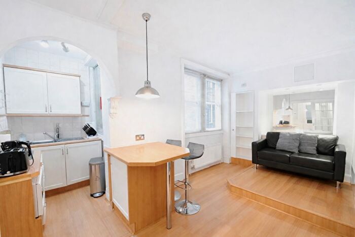 1 Bedroom Flat For Sale In Chiltern Street, London, W1U
