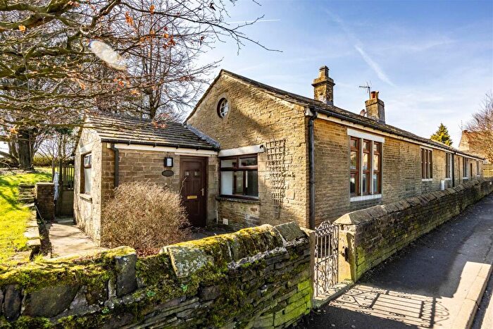 5 Bedroom Detached Bungalow For Sale In North View, Mountain, Queensbury, Bradford, BD13