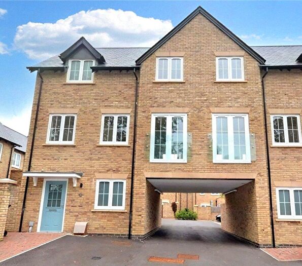 3 Bedroom Retirement Property For Sale In Canon Woods Close, Sherborne, Dorset, DT9