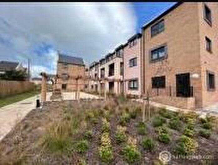 2 Bedroom Flat To Rent In Earlsgate, Angus Road, Scone, Perth, PH2