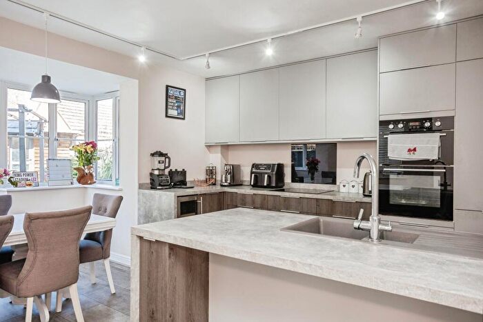 4 Bedroom Detached House For Sale In Coltsfoot Drive, Bourne, PE10