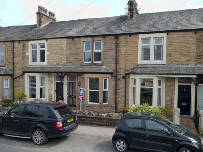 3 Bedroom Terraced House To Rent In High Road, Halton, Lancaster, LA2