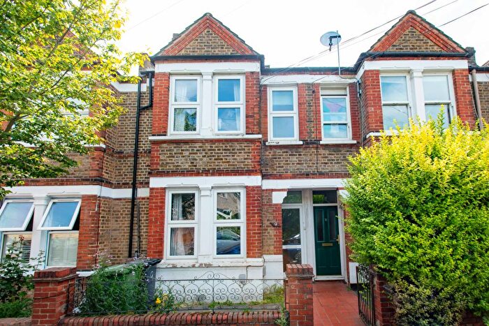 5 Bedroom House To Rent In Revelon Road, Brockley, SE4