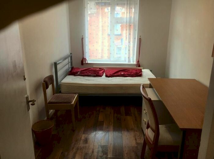 4 Bedroom Property To Rent In Springfield Road, Exeter, EX4
