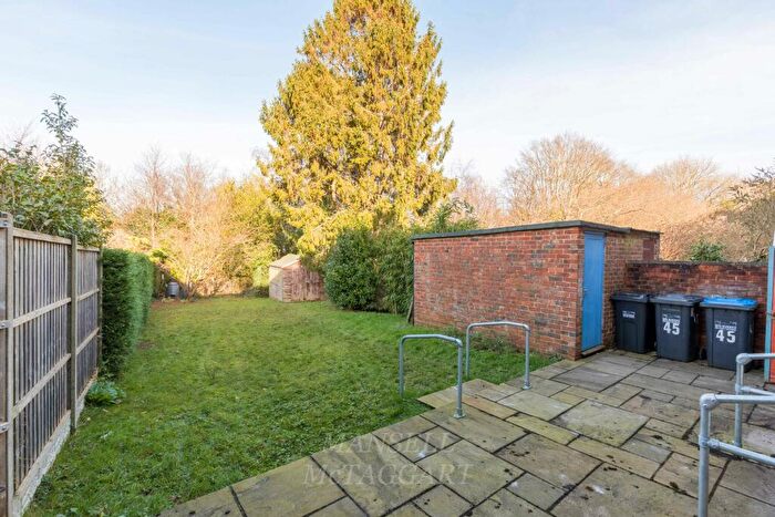 3 Bedroom Terraced House For Sale In Woodlands Road, East Grinstead, RH19