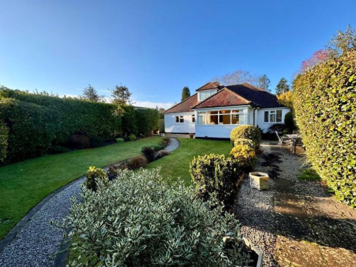 5 Bedroom Detached House For Sale In Woodside Road, Ferndown, BH22