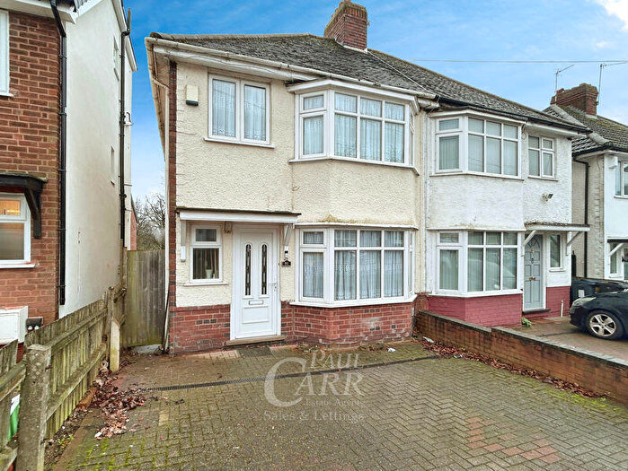 3 Bedroom Semi Detached House For Sale In Derrydown Road, Perry Barr, Birmingham, B42