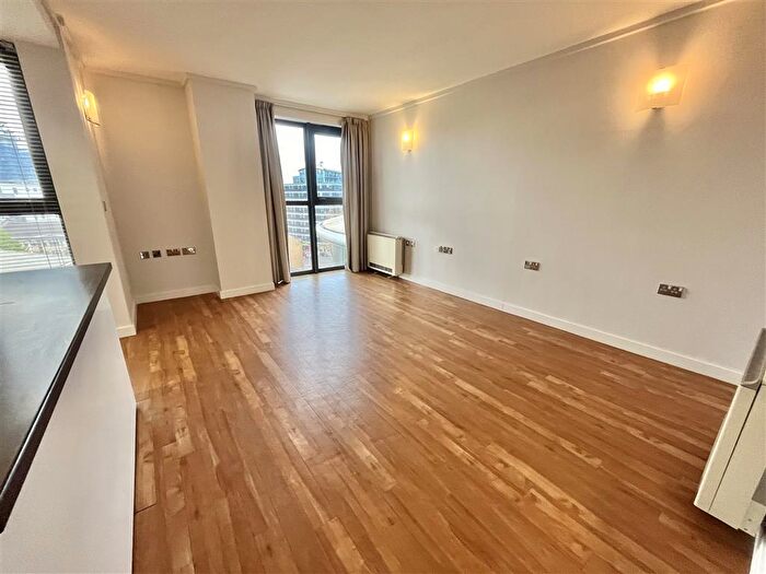 1 Bedroom Flat To Rent In Belward Street, Nottingham, NG1