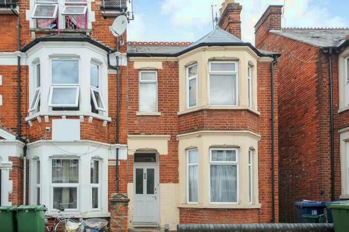 5 Bedroom End Of Terrace House To Rent In Bartlemas Road, Student Bedroom, OX4