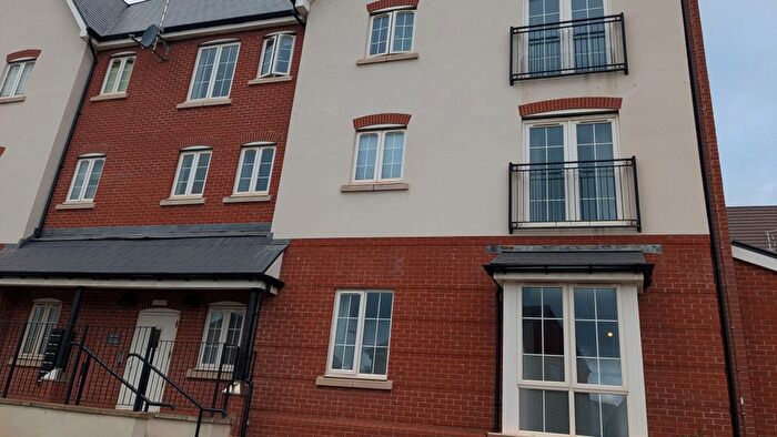 2 Bedroom Flat For Sale In Coaker Road, Pinhoe, EX1