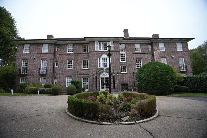 2 Bedroom Flat To Rent In Park Lawn, Church Road, Farnham Royal, SL2