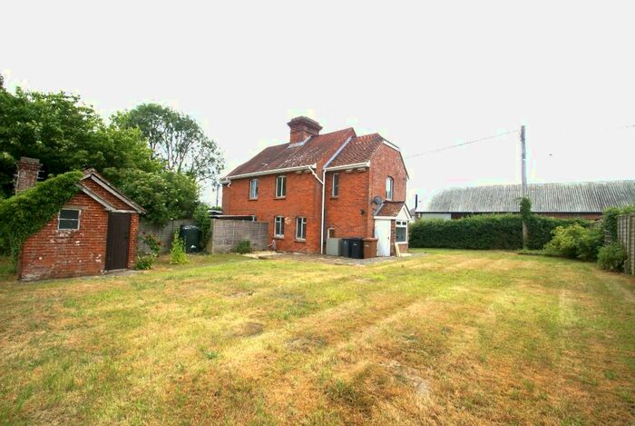 3 Bedroom Semi-Detached House To Rent In Westover Farm, Goodworth Clatford, SP11