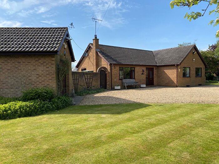 5 Bedroom Detached Bungalow For Sale In Monks Acre, Wood Lane, Fleet, PE12