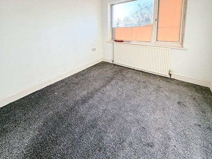 2 Bedroom Terraced House For Sale In The Crescent, Dunscroft, Doncaster, DN7