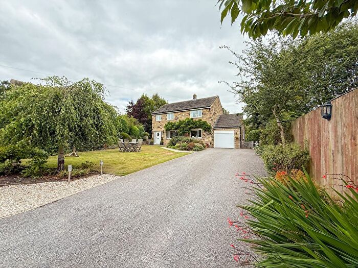 4 Bedroom Detached House For Sale In Copperas, Off Hall Ing Lane, Honley, Holmfirth, HD9