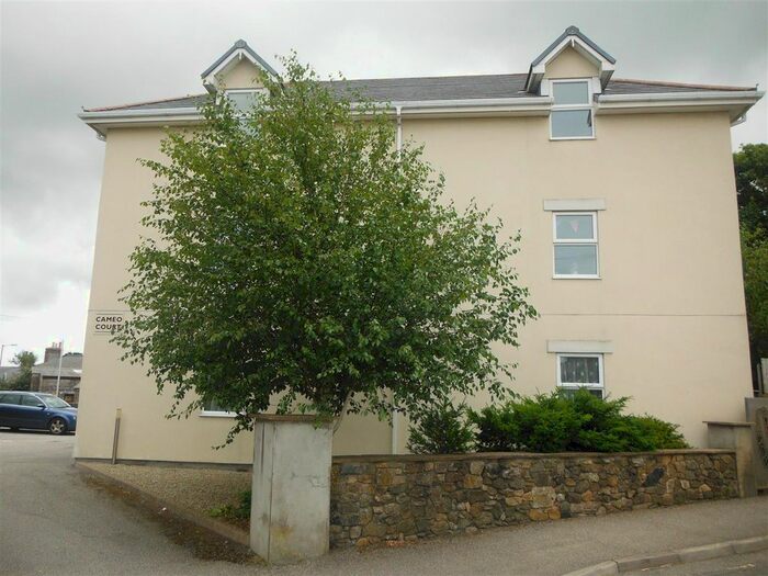 1 Bedroom Flat To Rent In South Roskear Terrace, Tuckingmill, Camborne TR14