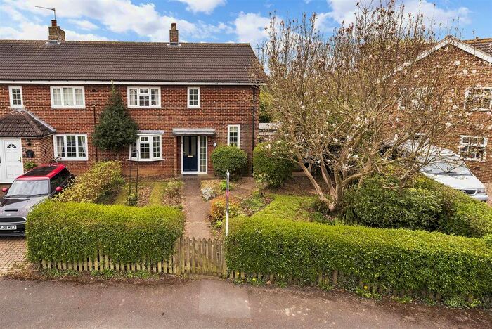 3 Bedroom Semi-Detached House For Sale In Westwood Road, East Peckham, Tonbridge, TN12