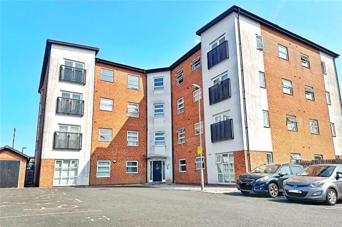 2 Bedroom Apartment For Sale In Ivy Graham Close, Manchester, Greater Manchester, M40