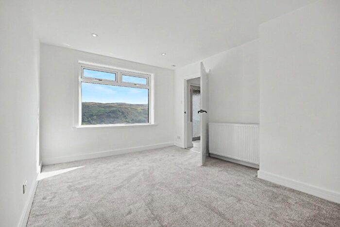 2 Bedroom Semi Detached House For Sale In Minerva Terrace, Inverclyde, Greenock, PA16