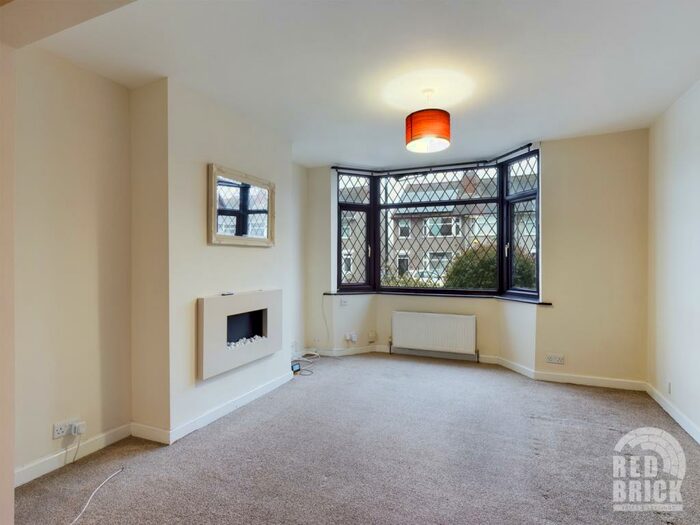 3 Bedroom Terraced House To Rent In Cedars Avenue, Coundon, Coventry, CV6