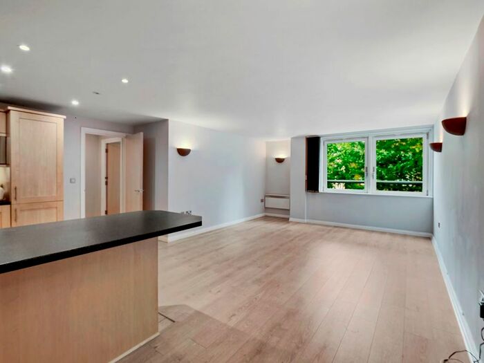 2 Bedroom Flat To Rent In Great Dover Street, London, SE1