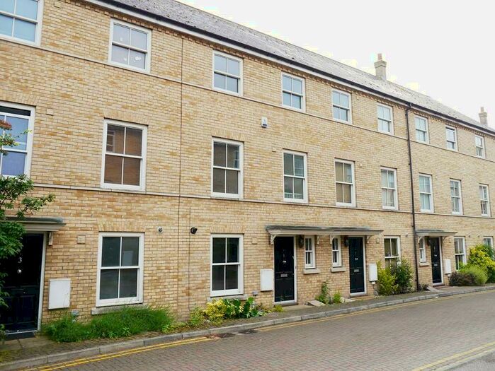 4 Bedroom Town House To Rent In Silk Street, Ipswich, Suffolk, IP4