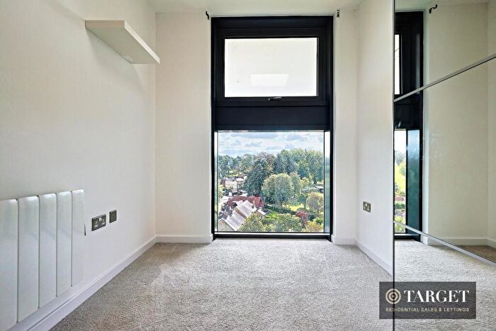 2 Bedroom Duplex For Sale In Edinburgh Gate, Harlow, CM20