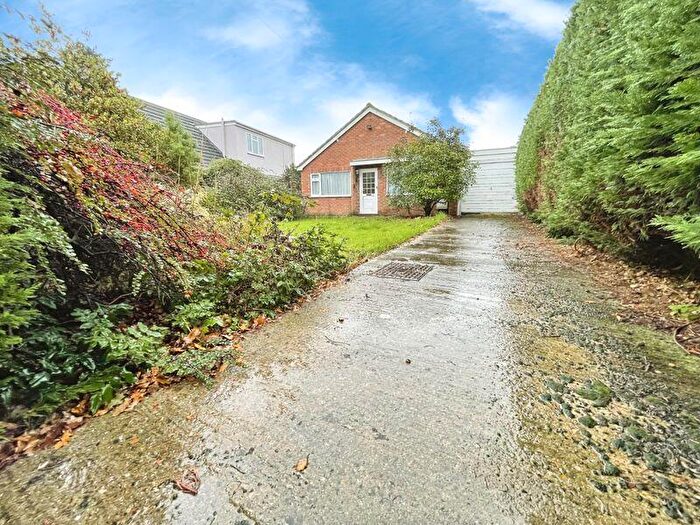 3 Bedroom Bungalow For Sale In Chestnut Road, Alresford, CO7