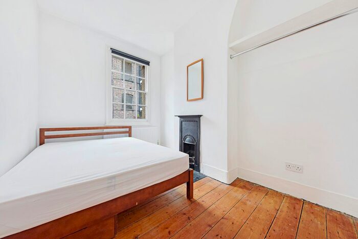1 Bedroom Flat To Rent In Gibson Gardens, London, N16