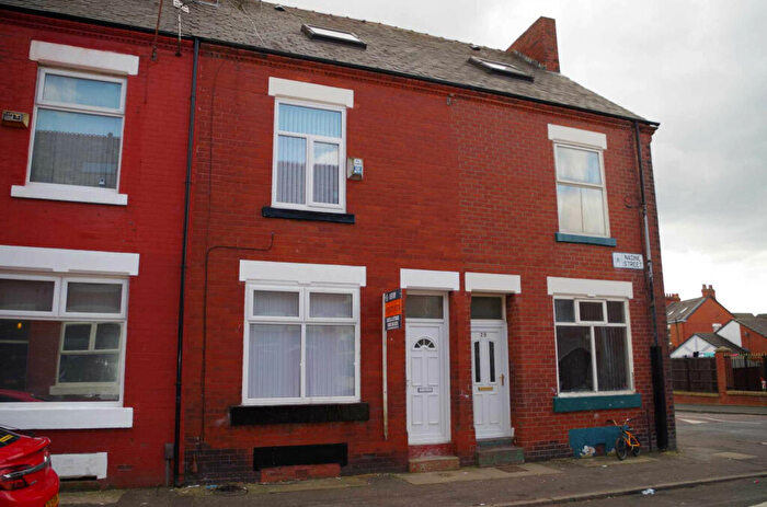 5 Bedroom House To Rent In Nadine Street, Salford, M6