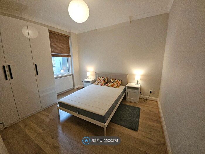 1 Bedroom Flat To Rent In Tower Mews, London, E17