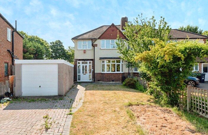 3 Bedroom Semi-Detached House For Sale In Mayfair Avenue, Worcester Park, Surrey, KT4