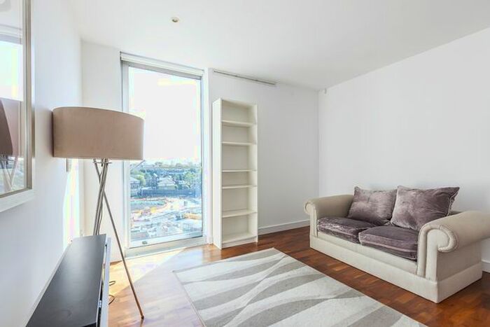 1 Bedroom Flat To Rent In Bermondsey Wall West, London, SE16