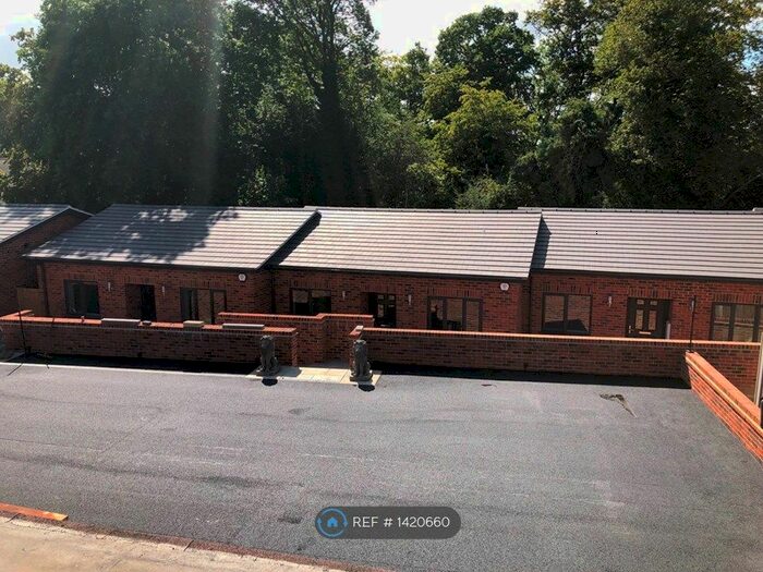 2 Bedroom Bungalow To Rent In Sherlodge Mews, Wigmore, ME8