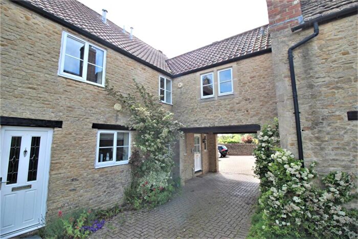 4 Bedroom Semi-Detached House To Rent In Paddock End, Kington St. Michael, Chippenham, SN14