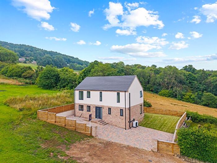 3 Bedroom Detached House To Rent In Thorncliffe Avenue, DE4