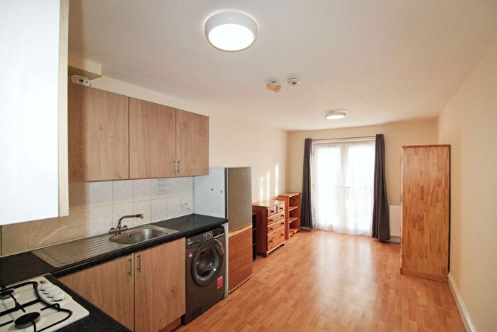 1 Bedroom Flat To Rent In Karman Court, Headstone Drive, Harrow Weald, HA3
