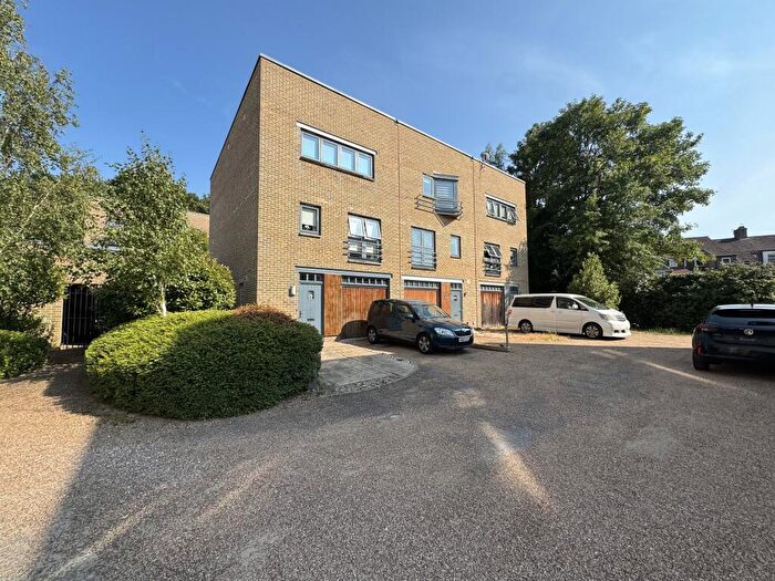 4 Bedroom Town House To Rent In Bertram Way, Norwich, NR1