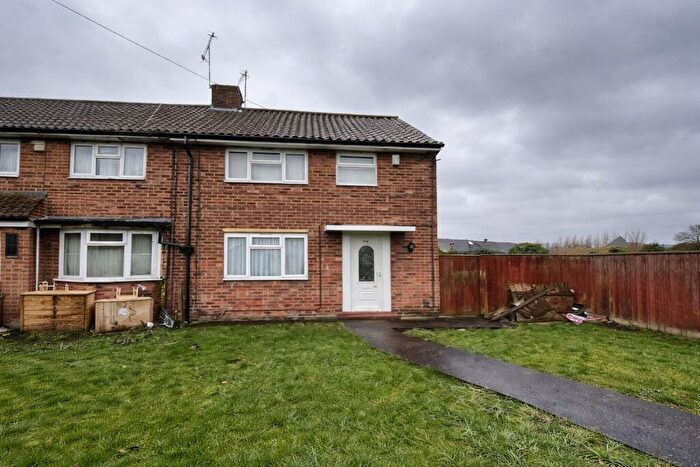 2 Bedroom End Of Terrace House For Sale In Larne Road, Hull, HU9