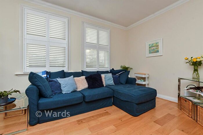2 Bedroom Flat For Sale In Station Road, Herne Bay, Kent, CT6