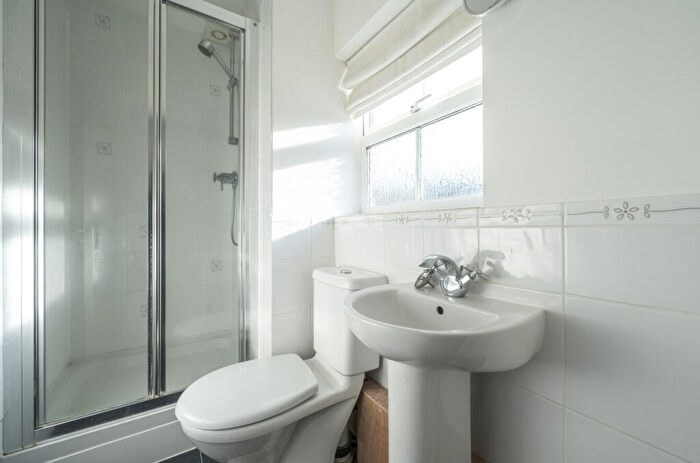 4 Bedroom Detached House For Sale In Tayberry Grove, Mortimer, Reading, Berkshire, RG7