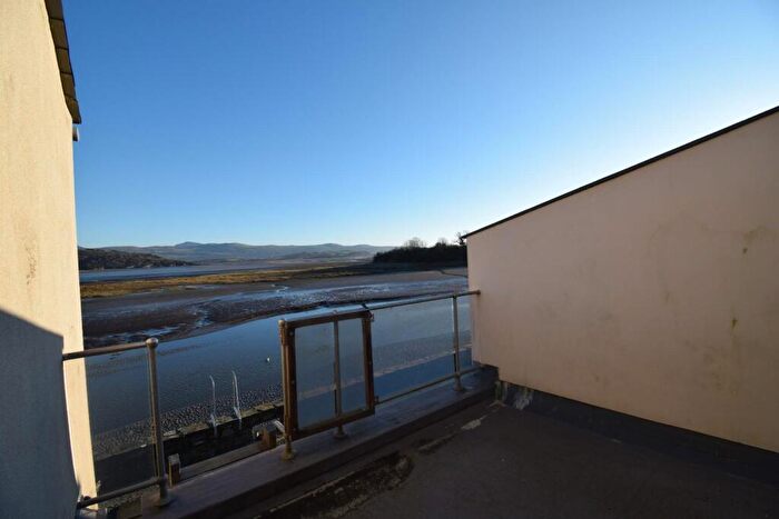 2 Bedroom House For Sale In South Snowdon Wharf, Porthmadog, LL49
