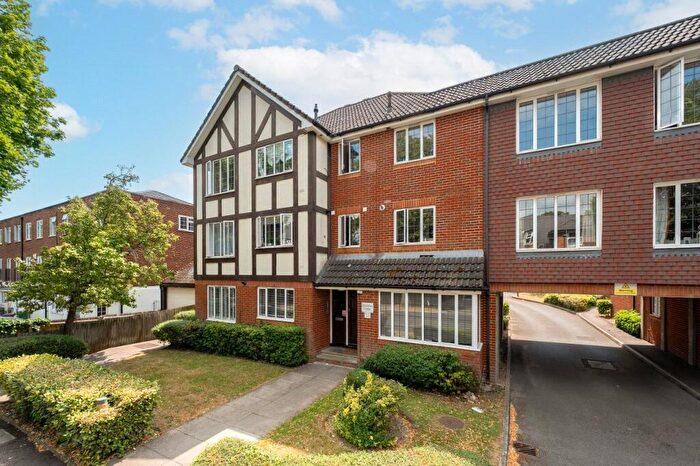 1 Bedroom Apartment For Sale In Devonshire Road, Sutton, SM2