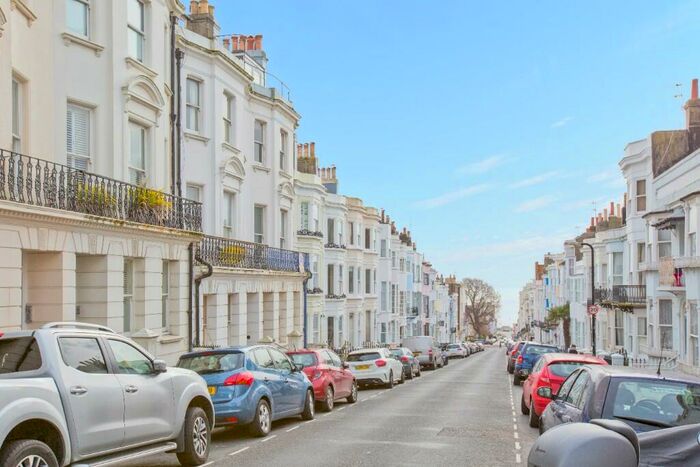 1 Bedroom Flat To Rent In Norfolk Road, BN1
